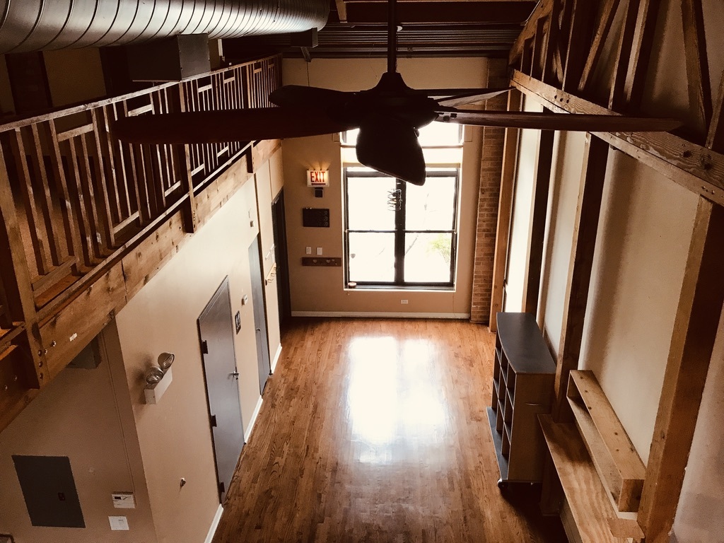 1322 Oakton Street 6