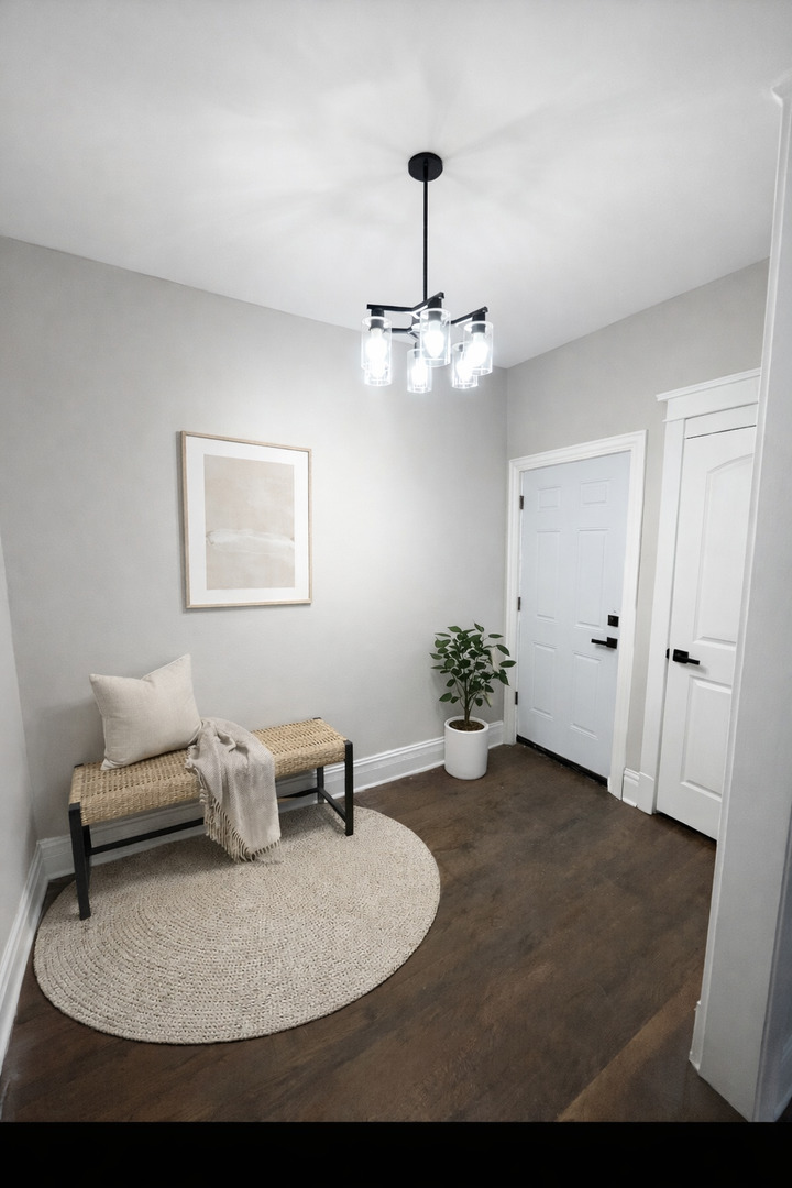 6716 S Indiana Avenue