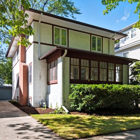 105 Dupee Place Wilmette IL 60091