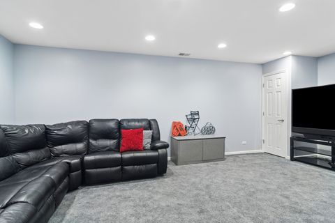 Tiny photo for 2248 Avalon Drive, Buffalo Grove, IL 60089 (MLS # 12608902)