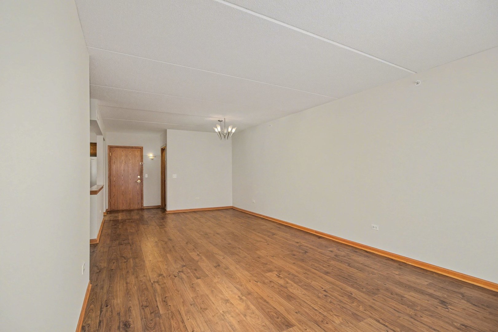 1327 E Washington Street 309