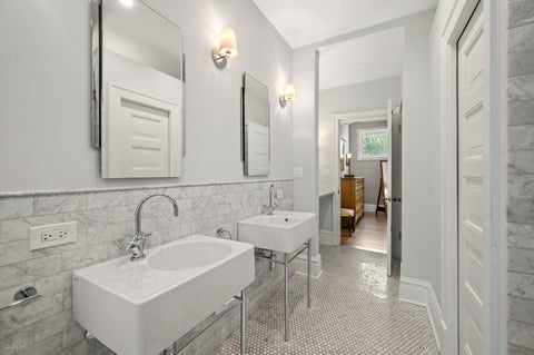 Tiny photo for 1437 N Dearborn Street, Chicago, IL 60610 (MLS # 12750844)