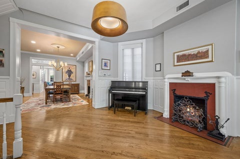 Tiny photo for 1437 N Dearborn Street, Chicago, IL 60610 (MLS # 12750844)