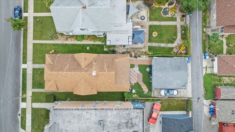 Tiny photo for 12609 Maple Avenue, Blue Island, IL 60406 (MLS # 12507670)