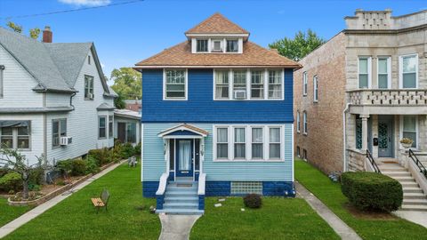 Tiny photo for 12609 Maple Avenue, Blue Island, IL 60406 (MLS # 12507670)