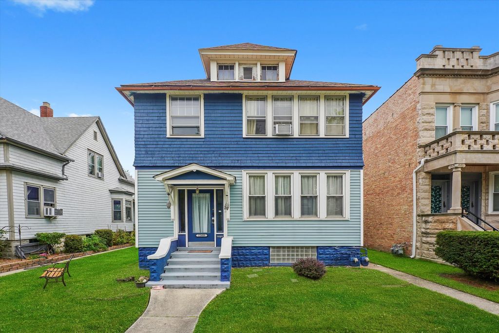 Photo for 12609 Maple Avenue, Blue Island, IL 60406 (MLS # 12507670)