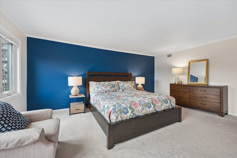 Tiny photo for 1009 Bonnie Brae Place #2B, River Forest, IL 60305 (MLS # 12773790)