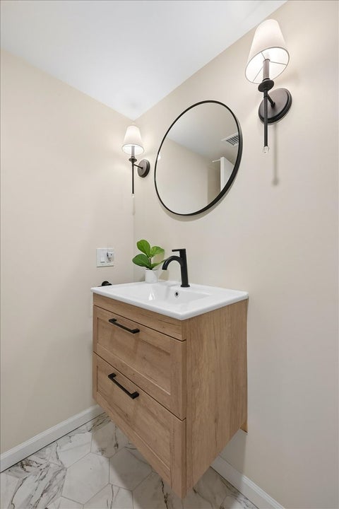 Tiny photo for 1009 Bonnie Brae Place #2B, River Forest, IL 60305 (MLS # 12773790)