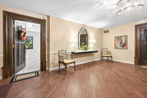 Tiny photo for 1009 Bonnie Brae Place #2B, River Forest, IL 60305 (MLS # 12773790)