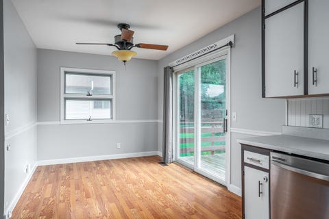 Tiny photo for 2853 Forest Road, Davenport, IA 52803 (MLS # 12734712)