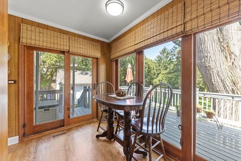 Tiny photo for 306 W Sunset Avenue, Lombard, IL 60148 (MLS # 12452665)