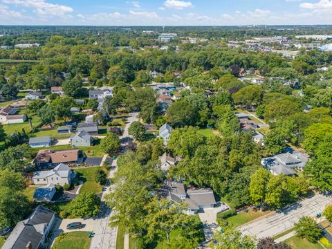 Tiny photo for 306 W Sunset Avenue, Lombard, IL 60148 (MLS # 12452665)