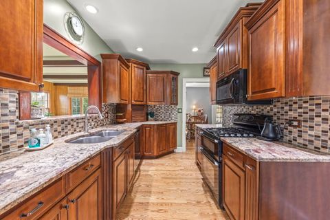 Tiny photo for 306 W Sunset Avenue, Lombard, IL 60148 (MLS # 12452665)
