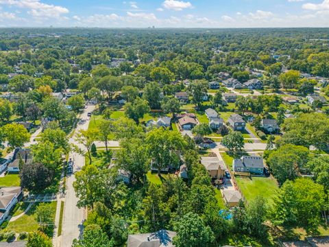 Tiny photo for 306 W Sunset Avenue, Lombard, IL 60148 (MLS # 12452665)
