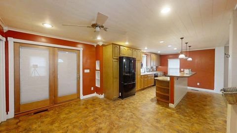Tiny photo for 226 E Orleans Street, Paxton, IL 60957 (MLS # 12615698)