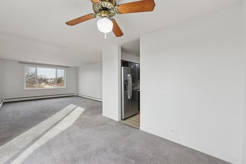 Tiny photo for 1880 Bonnie Lane #416, Hoffman Estates, IL 60169 (MLS # 12536899)