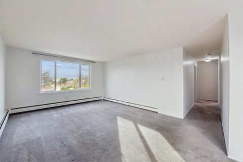 Tiny photo for 1880 Bonnie Lane #416, Hoffman Estates, IL 60169 (MLS # 12536899)