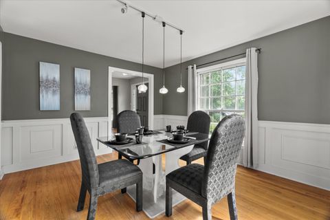 Tiny photo for 922 Sterling Avenue, Flossmoor, IL 60422 (MLS # 12491089)