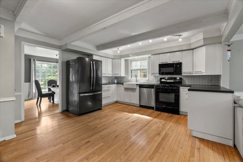 Tiny photo for 922 Sterling Avenue, Flossmoor, IL 60422 (MLS # 12491089)