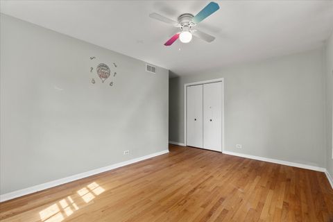 Tiny photo for 922 Sterling Avenue, Flossmoor, IL 60422 (MLS # 12491089)