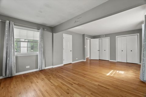 Tiny photo for 922 Sterling Avenue, Flossmoor, IL 60422 (MLS # 12491089)