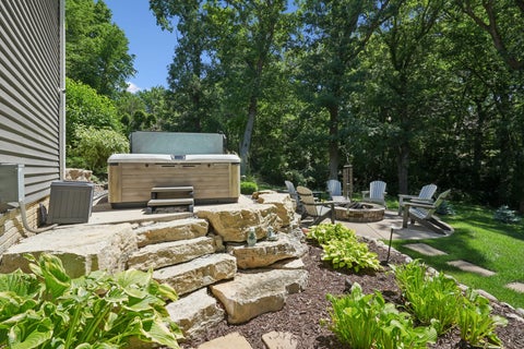Tiny photo for 4865 Woody Creek Circle, Bettendorf, IA 52722 (MLS # 12694234)