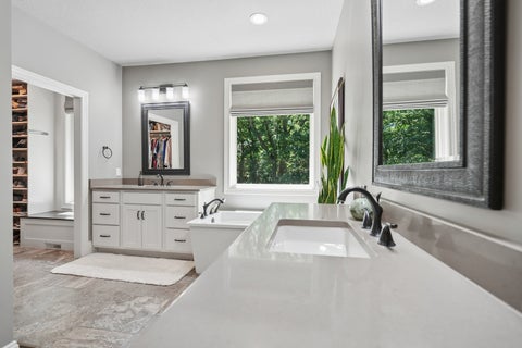 Tiny photo for 4865 Woody Creek Circle, Bettendorf, IA 52722 (MLS # 12694234)