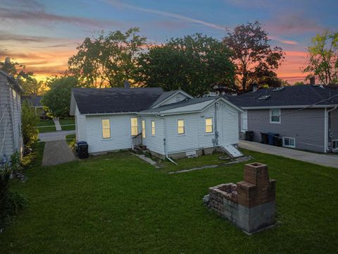 Tiny photo for 652 S Main Street, Naperville, IL 60540 (MLS # 12647676)