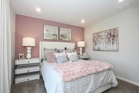 Tiny photo for 324 Kingsport Drive, South Elgin, IL 60177 (MLS # 12506934)