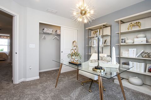 Tiny photo for 324 Kingsport Drive, South Elgin, IL 60177 (MLS # 12506934)