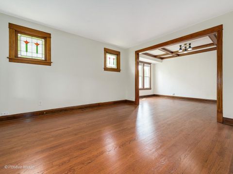 Tiny photo for 827 Thomas Avenue, Forest Park, IL 60130 (MLS # 12698298)