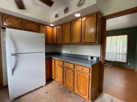 Tiny photo for 7 Mcdonald Court, Champaign, IL 61821 (MLS # 12495045)