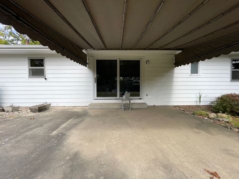 Tiny photo for 7 Mcdonald Court, Champaign, IL 61821 (MLS # 12495045)