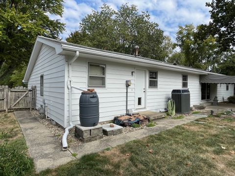 Tiny photo for 7 Mcdonald Court, Champaign, IL 61821 (MLS # 12495045)