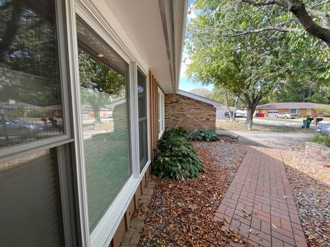 Tiny photo for 7 Mcdonald Court, Champaign, IL 61821 (MLS # 12495045)