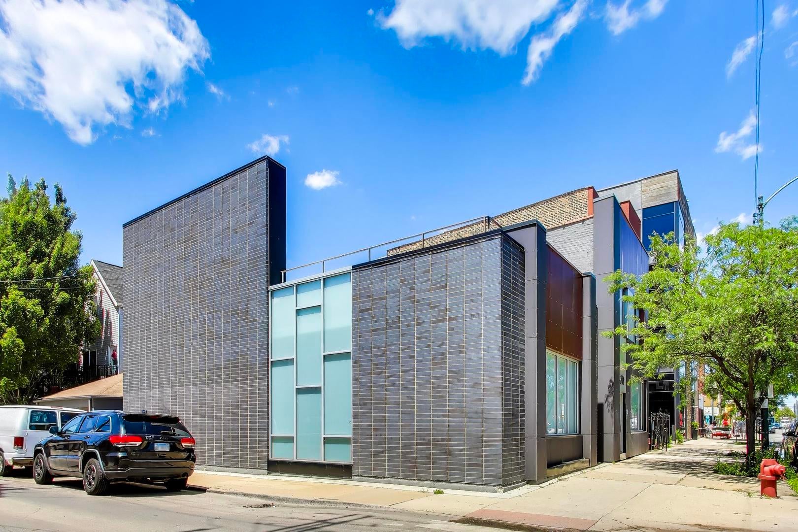 614 N Ashland Avenue