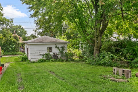 Tiny photo for 1716 N Hickory Street, Crest Hill, IL 60403 (MLS # 12729932)