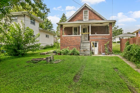 Tiny photo for 1716 N Hickory Street, Crest Hill, IL 60403 (MLS # 12729932)