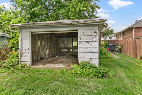 Tiny photo for 1716 N Hickory Street, Crest Hill, IL 60403 (MLS # 12729932)