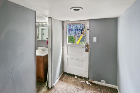 Tiny photo for 1716 N Hickory Street, Crest Hill, IL 60403 (MLS # 12729932)