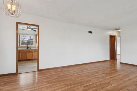 Tiny photo for 7416 S Thomas Avenue, Bridgeview, IL 60455 (MLS # 12597616)