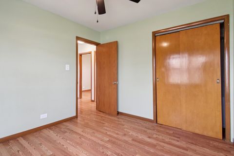 Tiny photo for 7416 S Thomas Avenue, Bridgeview, IL 60455 (MLS # 12597616)