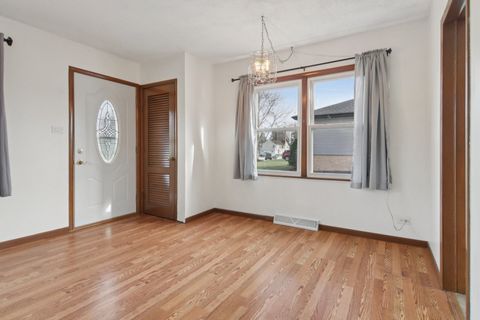 Tiny photo for 7416 S Thomas Avenue, Bridgeview, IL 60455 (MLS # 12597616)