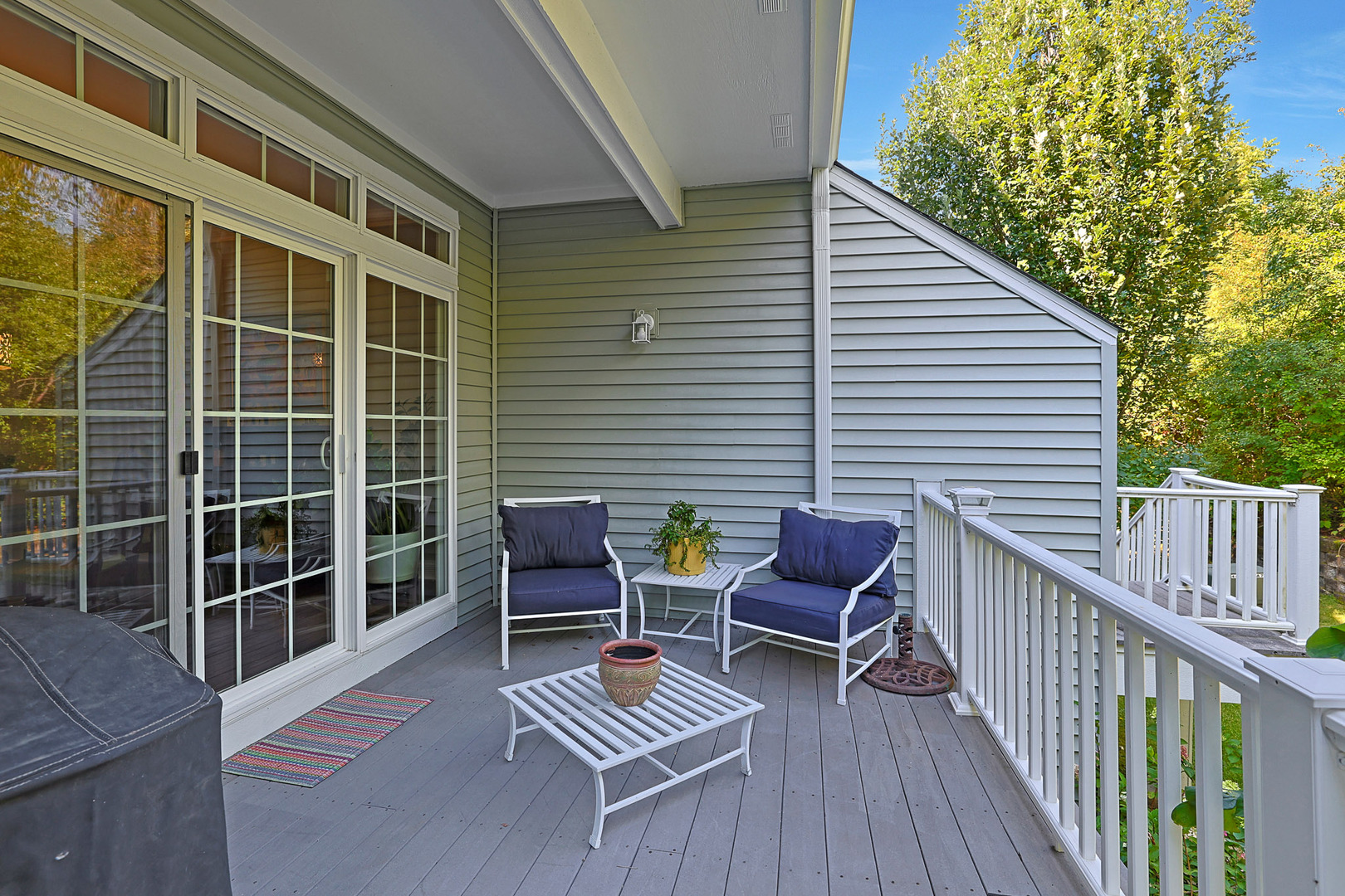 1053 Hummingbird Way