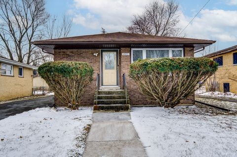 Photo of 2223 W 156th Place, Markham, IL 60426 (MLS # 12539444)