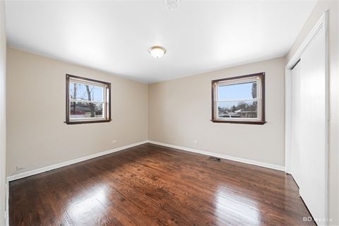 Tiny photo for 2223 W 156th Place, Markham, IL 60426 (MLS # 12539444)