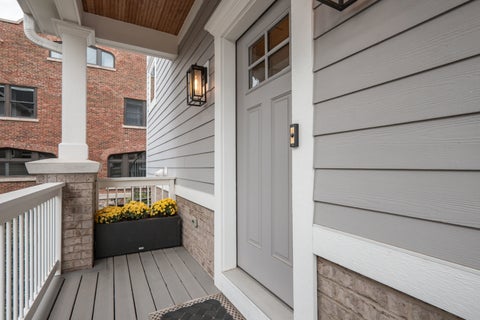 Tiny photo for 550 Ohio Avenue #550, St. Charles, IL 60174 (MLS # 12760937)
