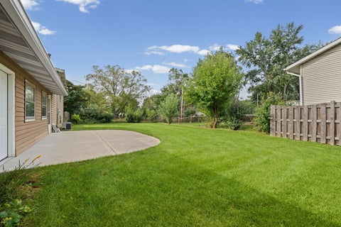 Tiny photo for 1024 Yorkshire Drive, Hanover Park, IL 60133 (MLS # 12743353)