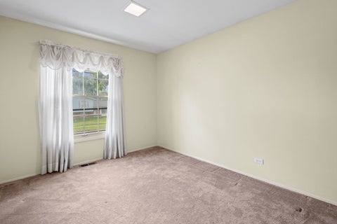 Tiny photo for 1024 Yorkshire Drive, Hanover Park, IL 60133 (MLS # 12743353)