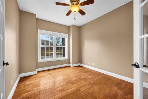 Tiny photo for 2315 Knollbrook Way, Bloomington, IL 61705 (MLS # 12562276)